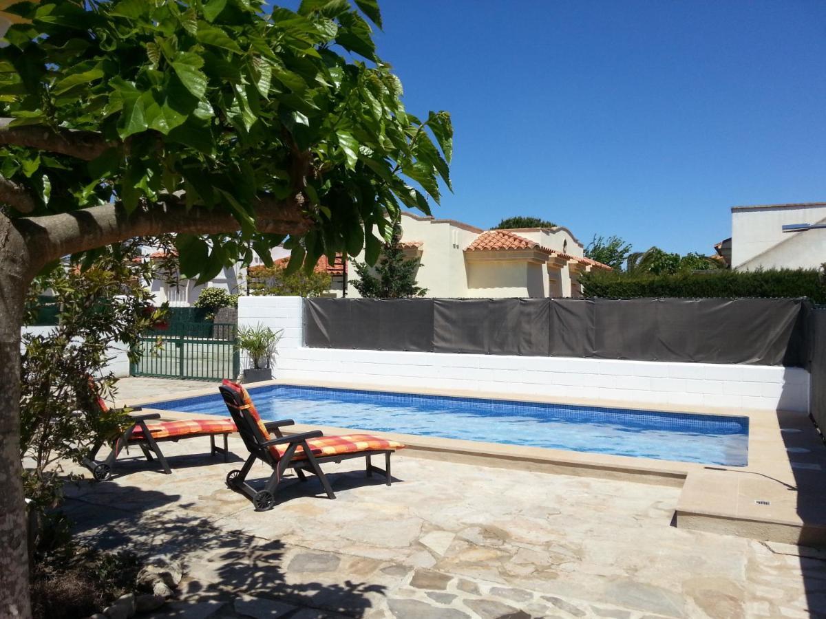 Laila Villa Riumar Buitenkant foto